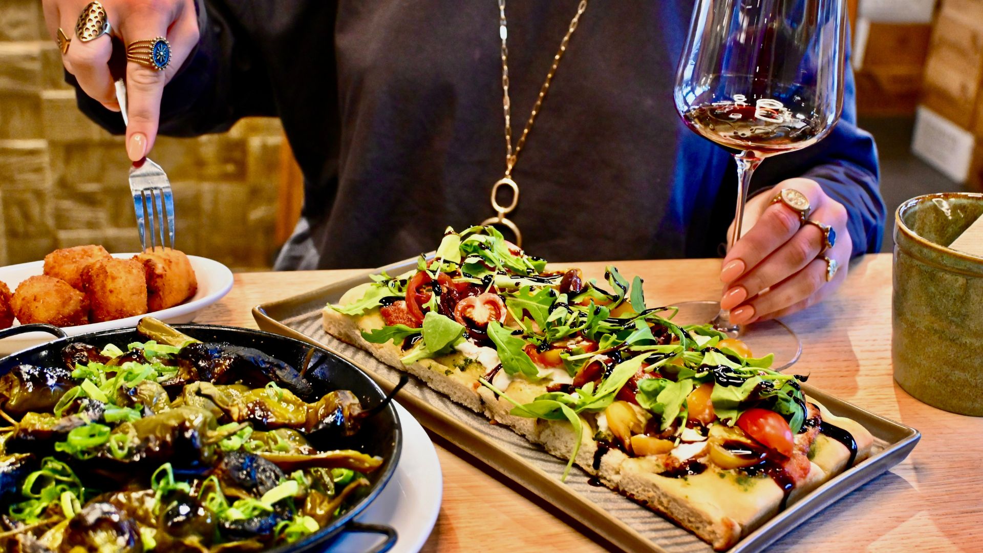 🍷 Bizipoz La Cave : une adresse pour découvrir le vin autrement à Saint-Jean-de-Luz